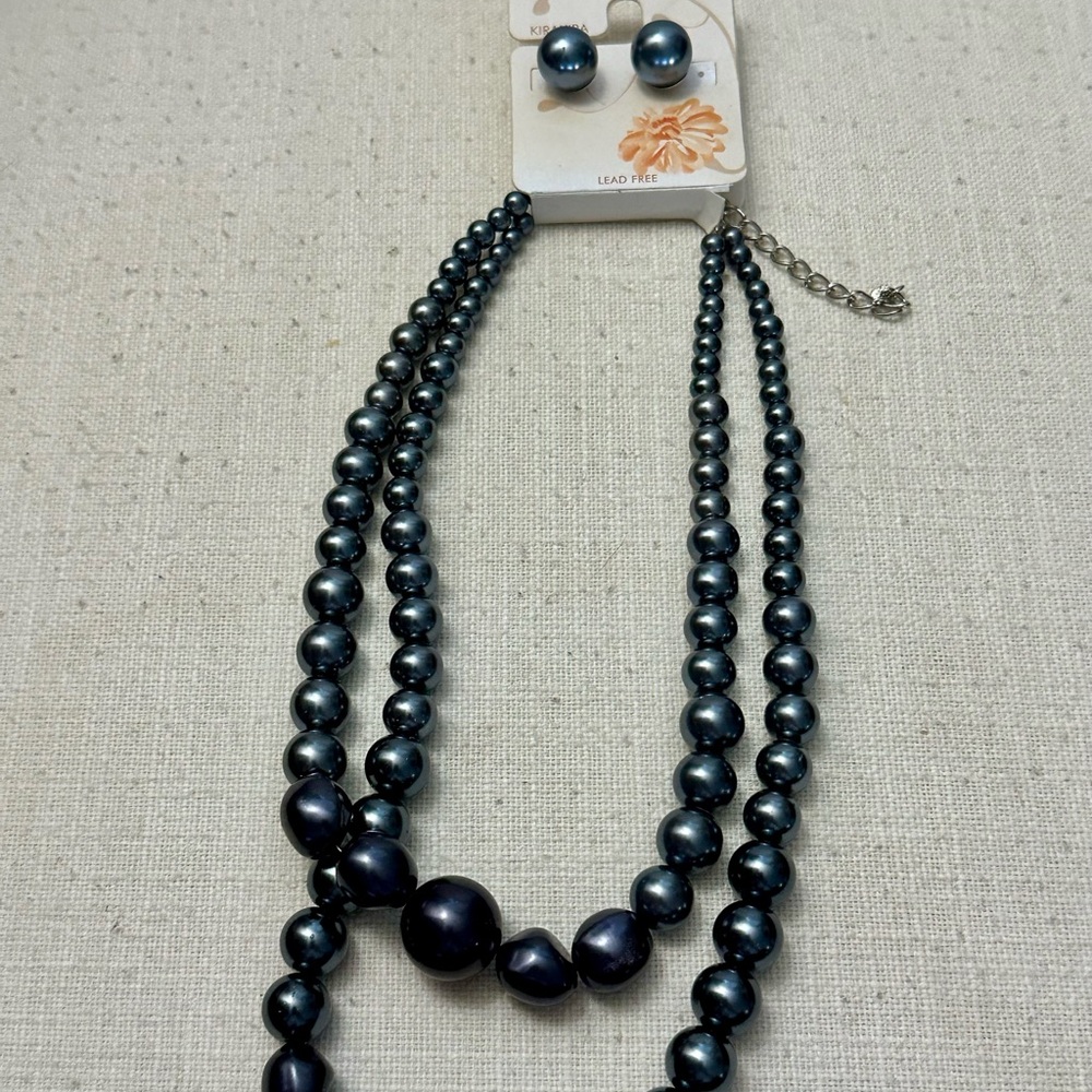 Elegant Blue Pearl Necklace and Earring Set